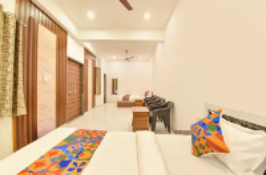 FabHotel Shree Radhey Shyam Palace