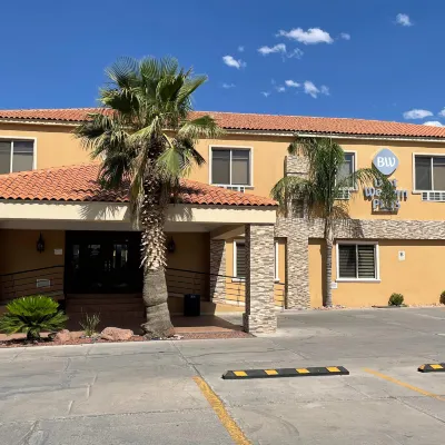 Best Western Plus Chihuahua Aeropuerto Hotels near Chepe Station