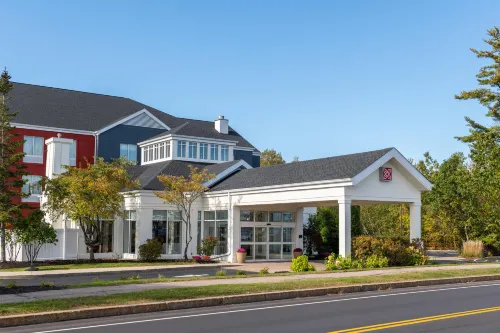 Hilton Garden Inn Portland-Airport - Airport Shuttle