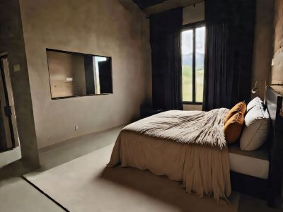 Om Ifinity Lodge