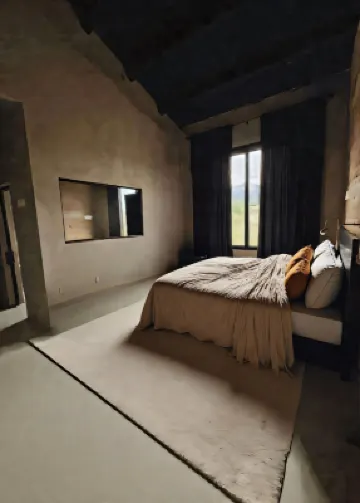 Om Ifinity Lodge Hotels in 