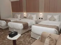 Dar Al Sanaa Serviced Apartments Hotels near Moonlight Hall