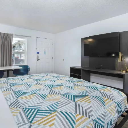 Motel 6 Bend, or
