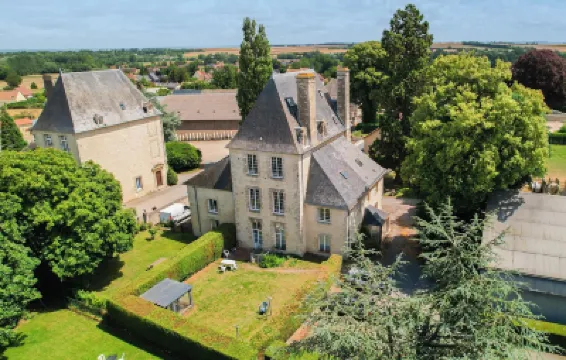 Château Turgot Gîtes Hoteles en 
