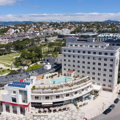 Vila Galé Estoril Hotels near Poca Beach