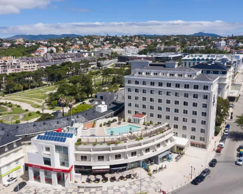 Vila Galé Estoril Hotel dekat Pantai Poca