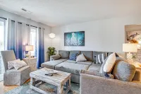 Ocean Access & Balcony: Surfside Beach Condo - Balcony