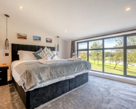 Weekstone Waterside Barn Hotels in Holsworthy