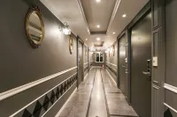 Moonbay Hotel