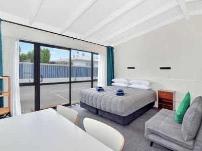 NauMai Motel