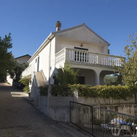 Apartment Jure