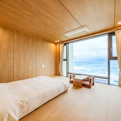 Gangneung K-Poolvilla โรงแรมใกล้ชายหาดคยองโพ