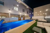 Casa La Chola A B and C - Pools