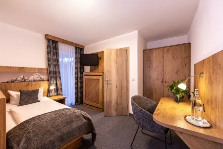 ホテル アルピナロス デミング