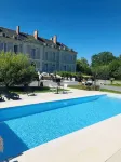 Château des Marais - С бассейном