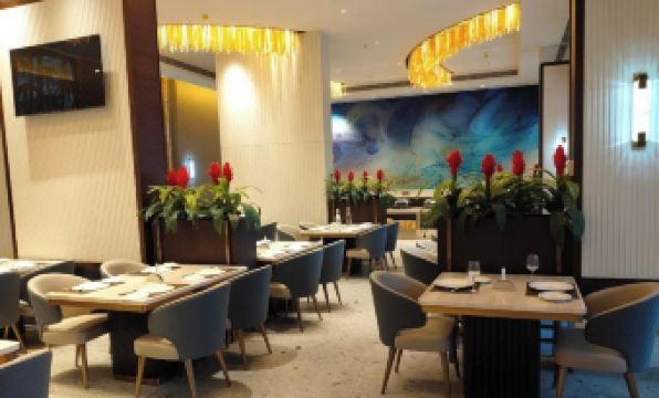 La Belle- The Business Hotel