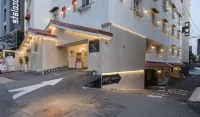 Seongnam Hotel Tom - 3 stelle