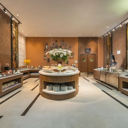 Cat ba Paradise Hotel - Sky Bar & Massage