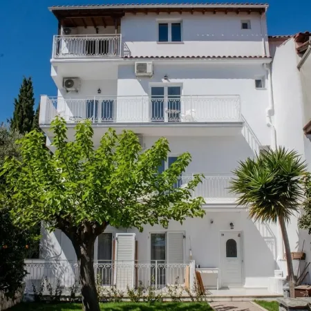 Eos Skiathos