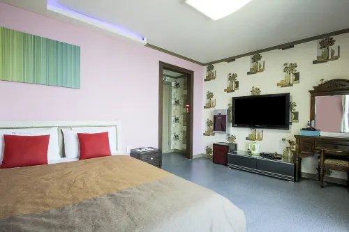 Yeongdeok Grand Beach - 2-Star