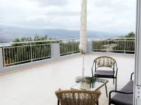 Aithra House Hotels in Pithari