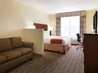 Country Inn & Suites by Radisson, Macedonia, Oh - Pools