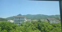 H Avenue Gyeongju Bulkuk Temple - Mountain view
