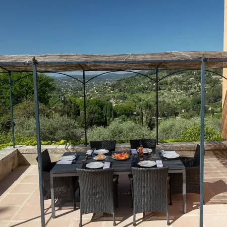 Elegant Villa in Grasse