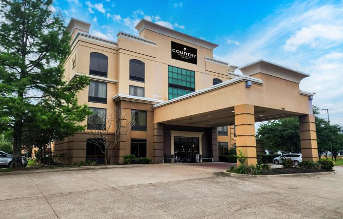 Country Inn & Suites by Radisson, Tyler University Area