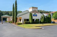 Days Inn & Suites by Wyndham Peachtree Corners/Norcross