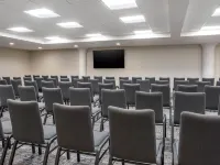 Four Points by Sheraton Newark Airport パス駅周辺のホテル