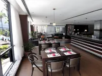加拉加斯尤羅比爾丁套房飯店 米兰达附近的飯店