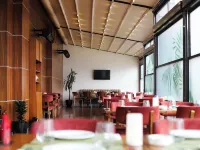 Ramada by Wyndham Yalova Hotels near Ferry