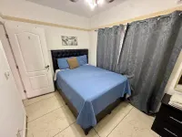 Villas Lazief Business Suites -  Habitaciones en casas particulares