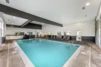 Best Western Plus Revere Inn  Suites - Pools