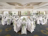 Mercure Bedford Centre Hotel - parking