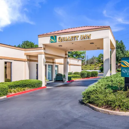 Quality Inn Suwanee I-85