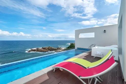Bell Mar Pool Villa