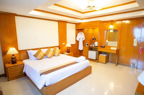 โรงแรมพรหมพิมาน - 4 ดาว
