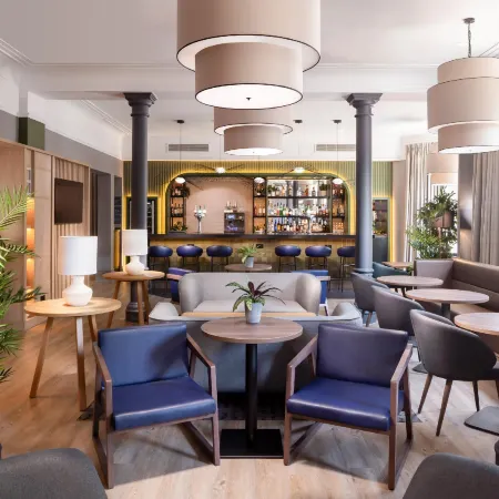 Holiday Inn FARNBOROUGH by IHG