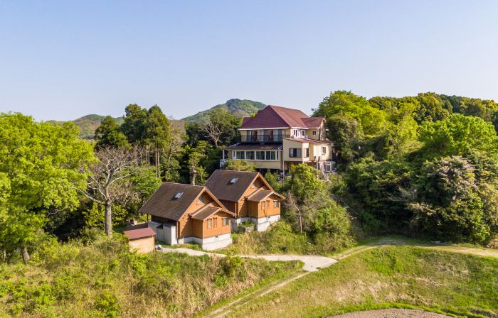 Awajishima Mammoth Hotel & Cottage <Awajishima loading=
