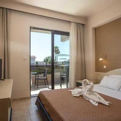 Santa Helena Hotel Отели рядом с достопримечательностью «Гора Филеримос»