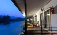 Khaothone River View Resort - 2-Star