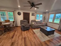 Hillsboro Driftless Guesthouse is cozy and ready for you! - 3 stjerner
