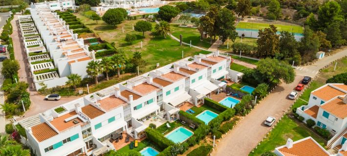 Sunny 3BR Villa   Prainha Clubhouse Hotels in Alvor
