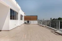 Modern 2BR Apartment Near Agora Mall - Homestay
