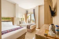 Dejavu 2.0 Hotel Labuan Bajo Komodo - balcón