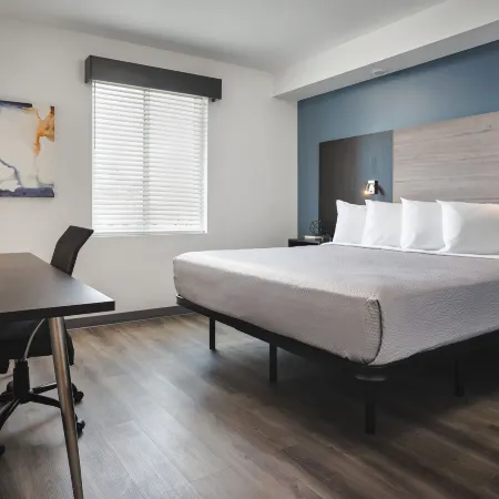 stayAPT Suites Hampton