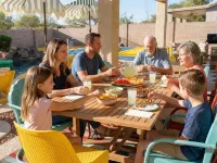 Bloomin Dunes - Pool Pickleball Tiki Bar - อ่างจากุชชี่
