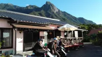 Yakushima Pension Luana House - Mountain view